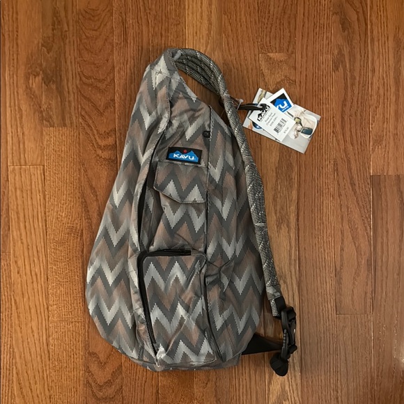 KAVU Rope Sack Chevron Peak New with tags!!!